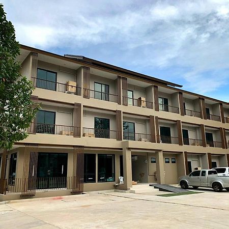 Grand Maihom Hotel Chiang Mai Exterior photo